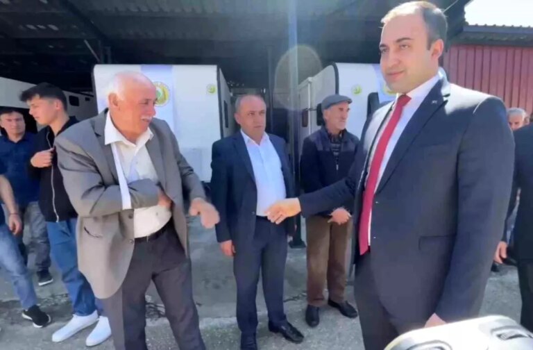 bartinda-orman-iscilerine-gunes-enerjili-karavan-ynLx3BVV.jpg