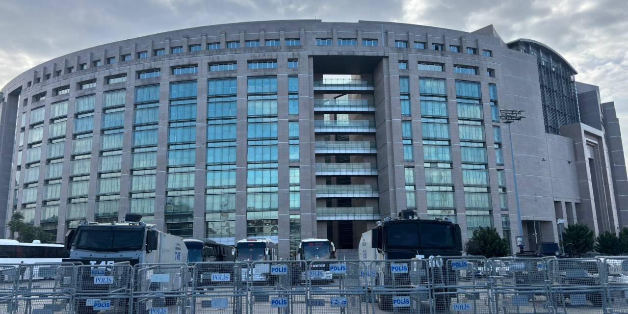 huseyin gun sorusuna carpici cevap necati ozkan suluk gibi yapistigini soyledi 21HKHlCz.jpg