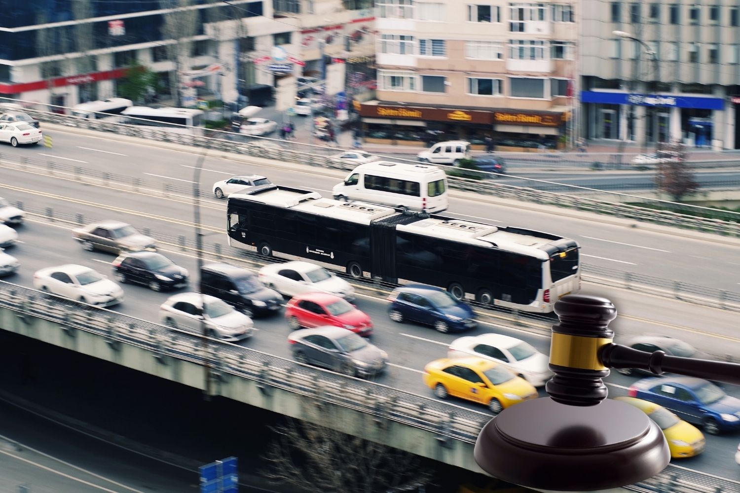 trafik kavgasinda esini yanlislikla olduren sanik icin beraat karari verildi wZPRUiTQ.jpg